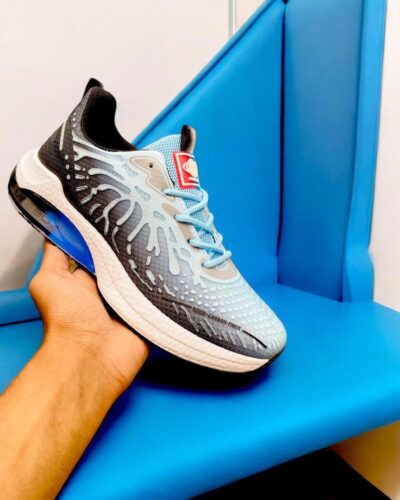 Men's casual sneakers